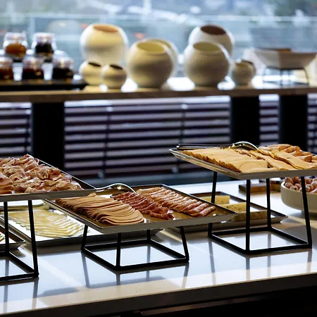 B'mine デュッセルドルフ